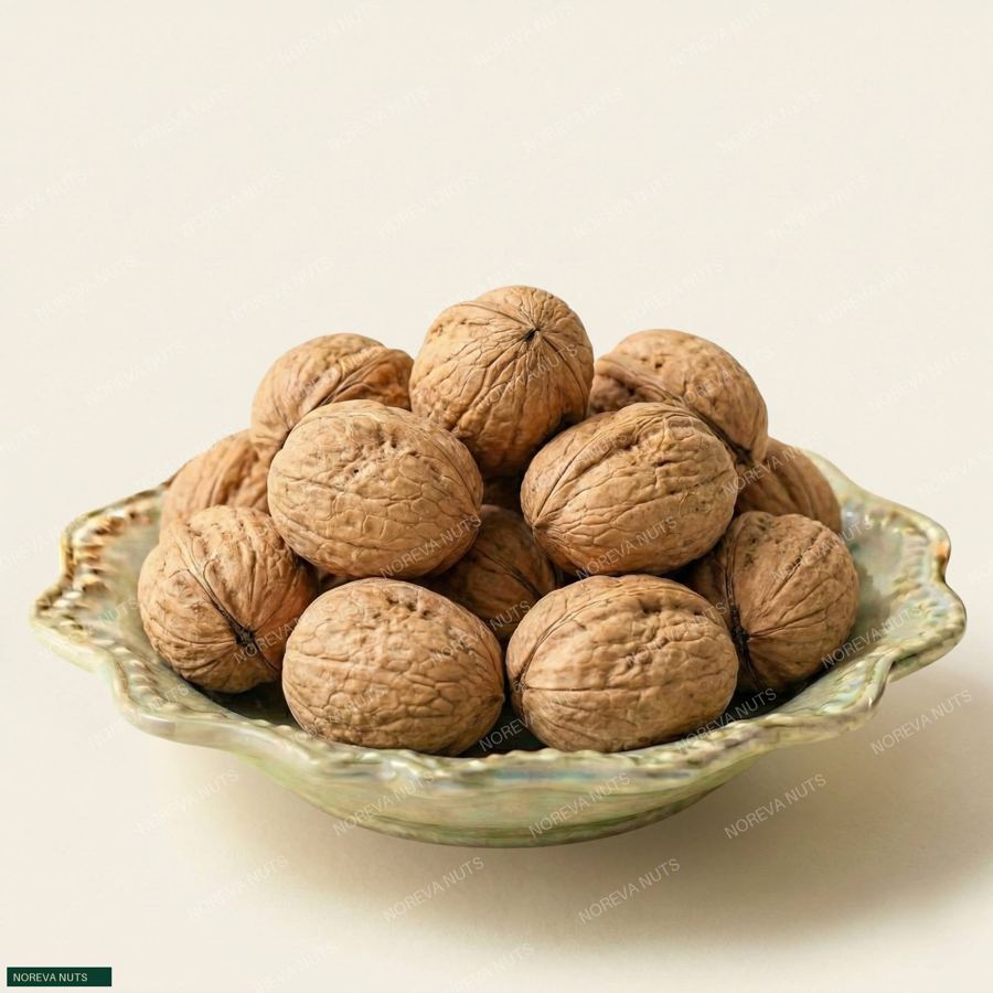 Akhrot Saboot, Whole Walnuts, Chilean – Rich in Omega-3